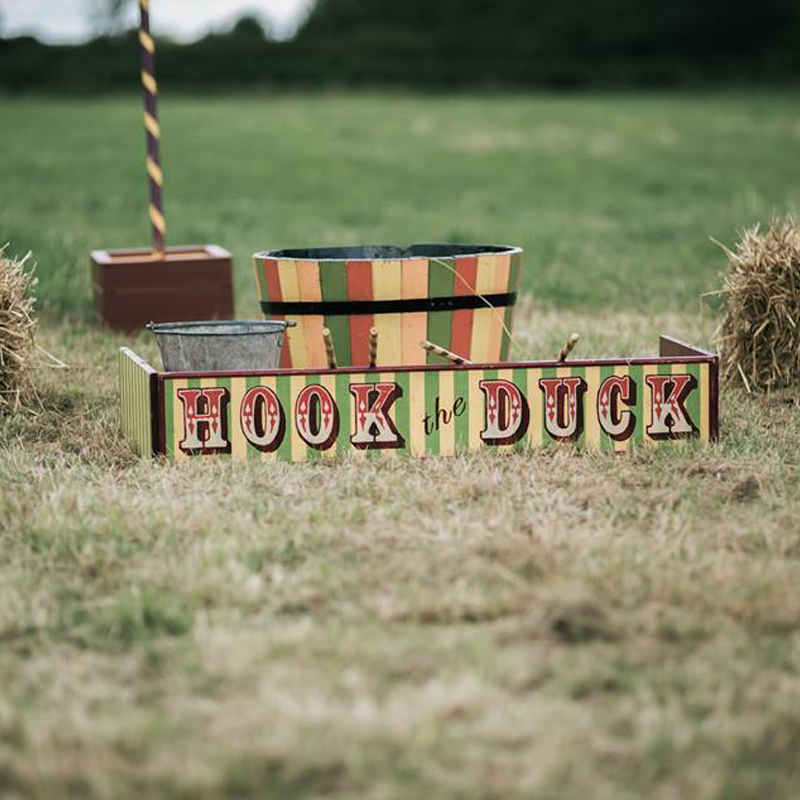 Hook the Duck with authentically worn paint 4